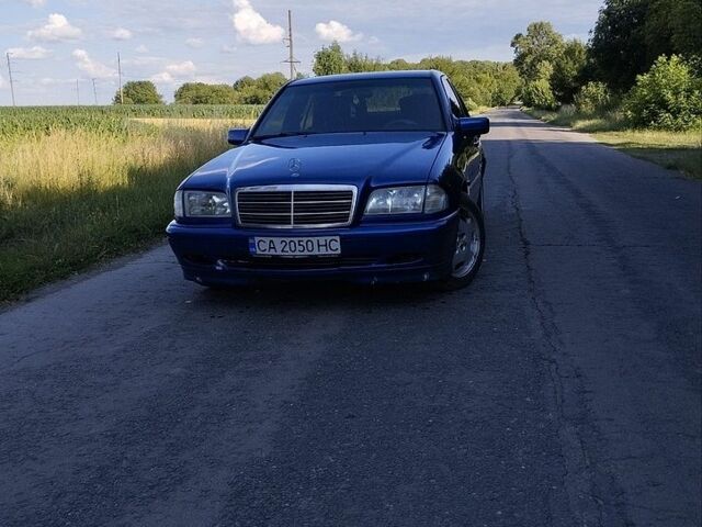 Мерседес А клас, об'ємом двигуна 2 л та пробігом 300 тис. км за 2100 $, фото 1 на Automoto.ua