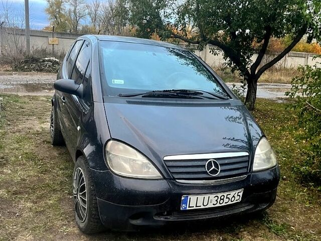 Мерседес А класс 2000 в Балаклее на Automoto.ua Мерседес А класс, объемом двигателя 1.9 л и пробегом 250 тыс. км за 1250 $, фото 1 на Automoto.ua