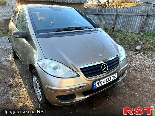 Жовтий Мерседес А клас, об'ємом двигуна 1.5 л та пробігом 322 тис. км за 5050 $, фото 1 на Automoto.ua