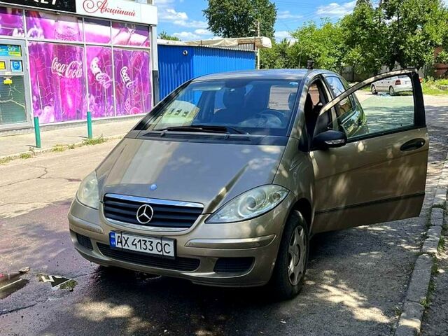 Жовтий Мерседес А клас, об'ємом двигуна 1.5 л та пробігом 288 тис. км за 4600 $, фото 1 на Automoto.ua