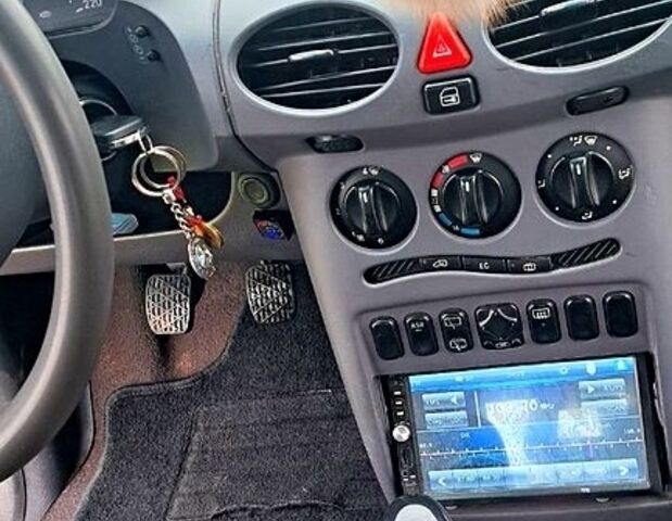 Сірий Мерседес А клас, об'ємом двигуна 1.4 л та пробігом 322 тис. км за 2300 $, фото 1 на Automoto.ua