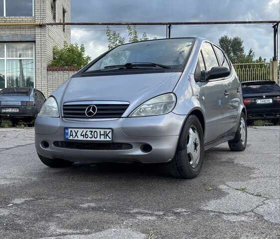 Сірий Мерседес А клас, об'ємом двигуна 1.7 л та пробігом 276 тис. км за 2800 $, фото 1 на Automoto.ua