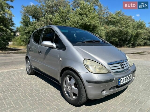 Сірий Мерседес А клас, об'ємом двигуна 1.6 л та пробігом 298 тис. км за 3700 $, фото 1 на Automoto.ua