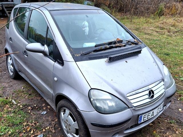 Серый Мерседес А класс, объемом двигателя 1.7 л и пробегом 243 тыс. км за 1300 $, фото 1 на Automoto.ua