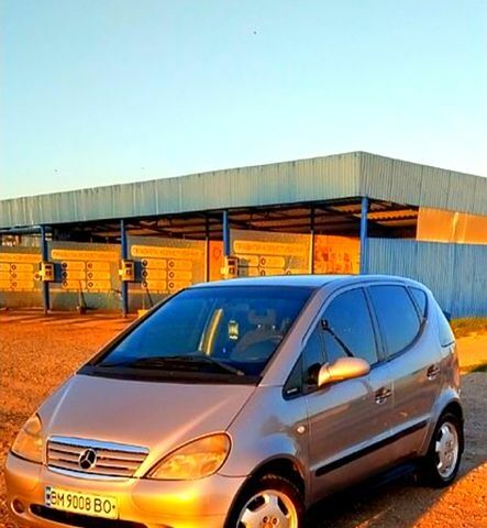 Сірий Мерседес А клас, об'ємом двигуна 1.7 л та пробігом 100 тис. км за 2200 $, фото 1 на Automoto.ua