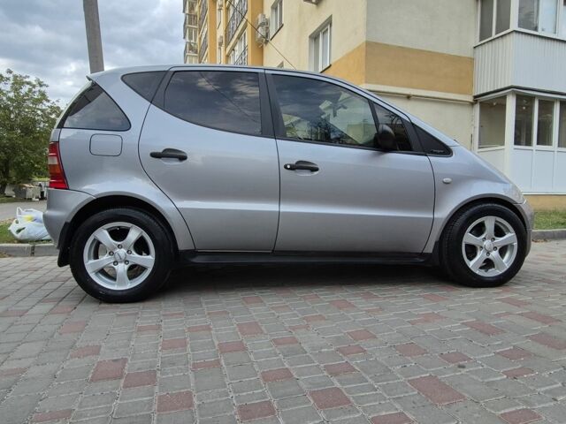 Мерседес А класс 1999 в Полтаве на Automoto.ua Серый Мерседес А класс, объемом двигателя 1.7 л и пробегом 257 тыс. км за 3800 $, фото 1 на Automoto.ua