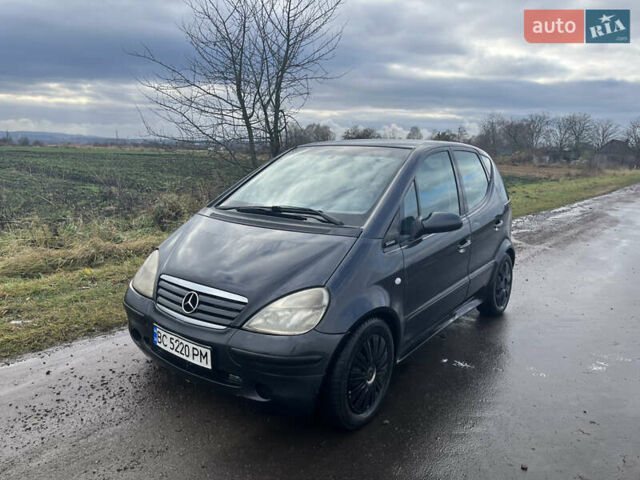 Серый Мерседес А класс, объемом двигателя 1.69 л и пробегом 297 тыс. км за 3000 $, фото 1 на Automoto.ua