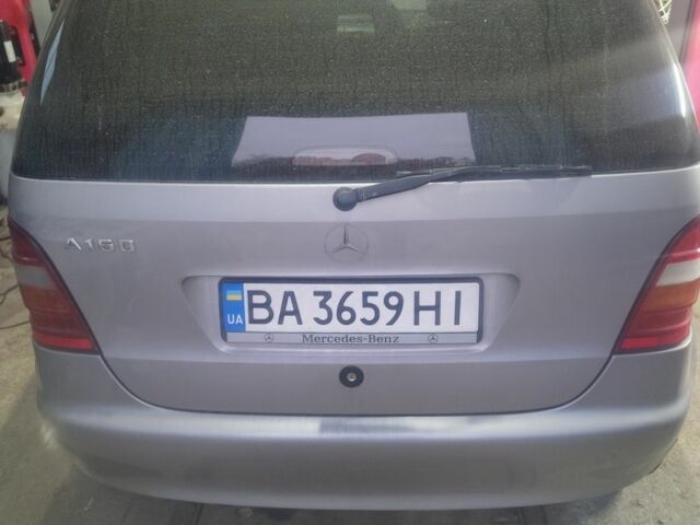Сірий Мерседес А клас, об'ємом двигуна 1.6 л та пробігом 250 тис. км за 2000 $, фото 1 на Automoto.ua
