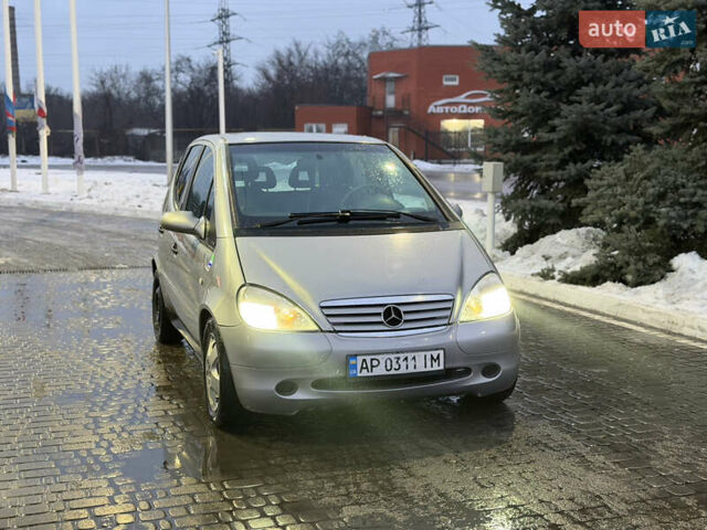 Серый Мерседес А класс, объемом двигателя 1.69 л и пробегом 320 тыс. км за 2999 $, фото 1 на Automoto.ua