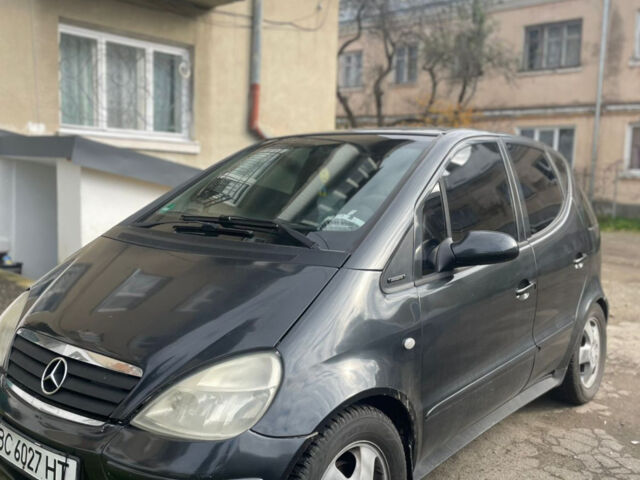 Серый Мерседес А класс, объемом двигателя 1.69 л и пробегом 354 тыс. км за 2999 $, фото 1 на Automoto.ua