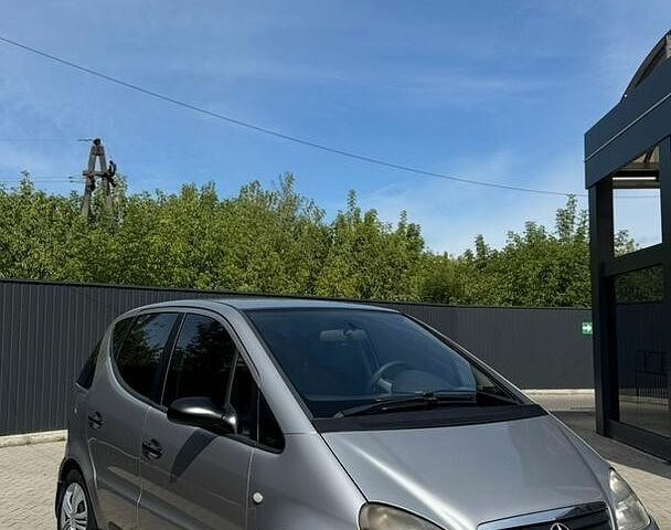 Сірий Мерседес А клас, об'ємом двигуна 1.69 л та пробігом 418 тис. км за 2500 $, фото 1 на Automoto.ua