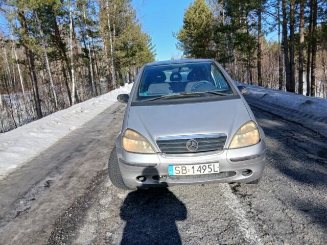 Серый Мерседес А класс, объемом двигателя 1.7 л и пробегом 250 тыс. км за 1000 $, фото 1 на Automoto.ua