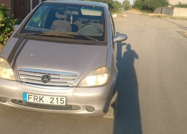 Сірий Мерседес А клас, об'ємом двигуна 2 л та пробігом 2 тис. км за 1500 $, фото 1 на Automoto.ua