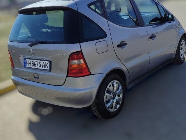 Сірий Мерседес А клас, об'ємом двигуна 1.7 л та пробігом 226 тис. км за 3750 $, фото 1 на Automoto.ua