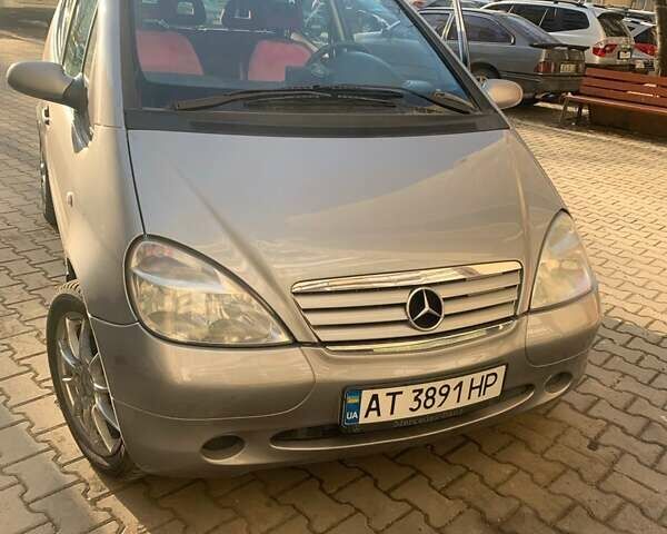 Серый Мерседес А класс, объемом двигателя 1.4 л и пробегом 116 тыс. км за 3700 $, фото 1 на Automoto.ua