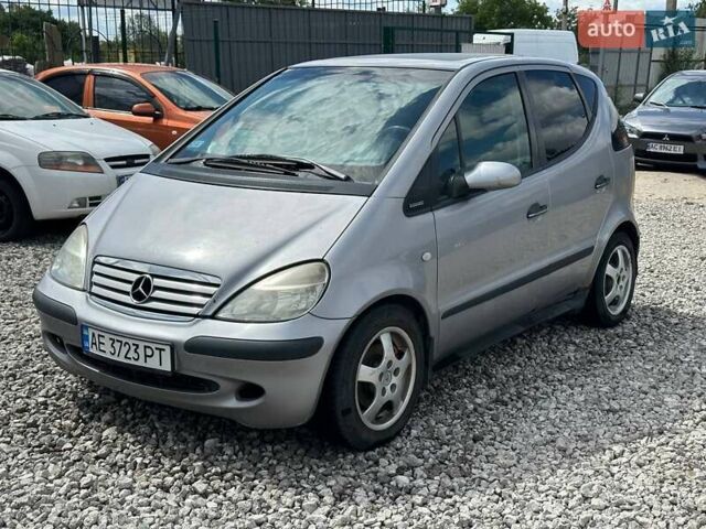 Сірий Мерседес А клас, об'ємом двигуна 1.69 л та пробігом 320 тис. км за 2999 $, фото 1 на Automoto.ua