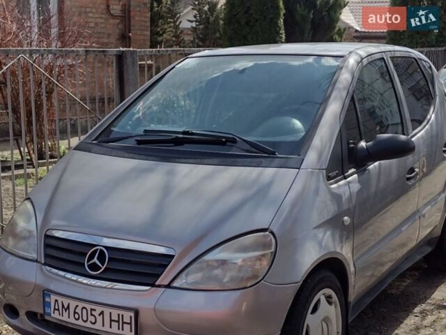 Серый Мерседес А класс, объемом двигателя 1.4 л и пробегом 130 тыс. км за 2750 $, фото 1 на Automoto.ua