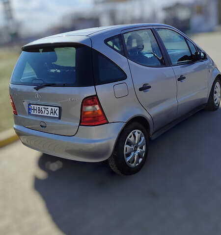 Серый Мерседес А класс, объемом двигателя 1.7 л и пробегом 226 тыс. км за 3750 $, фото 1 на Automoto.ua