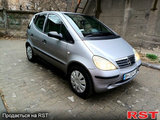 Сірий Мерседес А клас, об'ємом двигуна 1.6 л та пробігом 245 тис. км за 2900 $, фото 1 на Automoto.ua