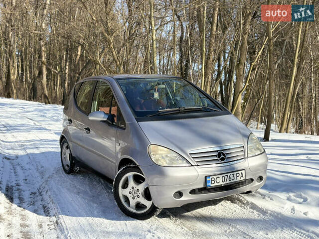 Сірий Мерседес А клас, об'ємом двигуна 1.9 л та пробігом 171 тис. км за 4300 $, фото 1 на Automoto.ua