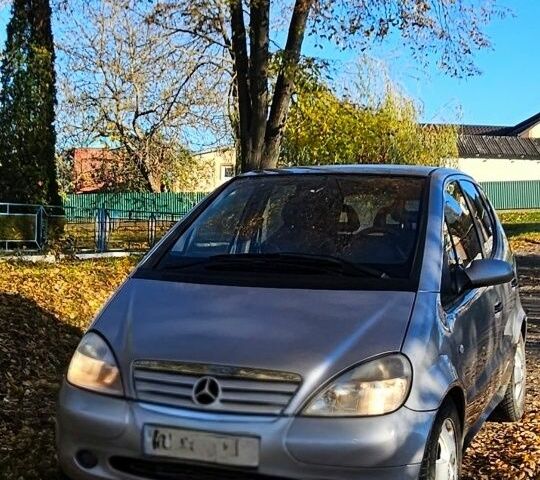 Сірий Мерседес А клас, об'ємом двигуна 1.7 л та пробігом 290 тис. км за 3975 $, фото 1 на Automoto.ua