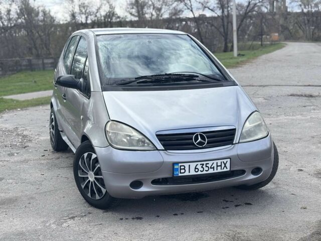 Серый Мерседес А класс, объемом двигателя 1.6 л и пробегом 270 тыс. км за 2150 $, фото 1 на Automoto.ua