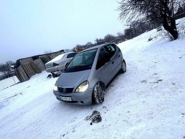 Серый Мерседес А класс, объемом двигателя 1.7 л и пробегом 123 тыс. км за 3000 $, фото 1 на Automoto.ua