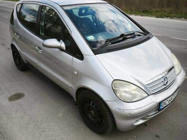 Сірий Мерседес А клас, об'ємом двигуна 1.9 л та пробігом 174 тис. км за 3600 $, фото 1 на Automoto.ua