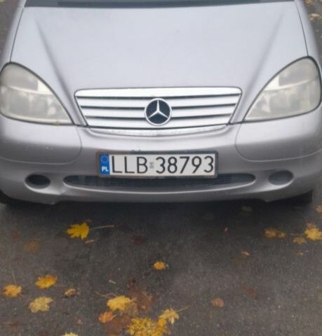 Серый Мерседес А класс, объемом двигателя 2 л и пробегом 270 тыс. км за 1426 $, фото 1 на Automoto.ua