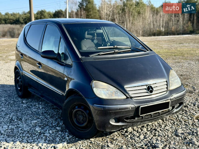 Серый Мерседес А класс, объемом двигателя 1.69 л и пробегом 299 тыс. км за 3799 $, фото 1 на Automoto.ua