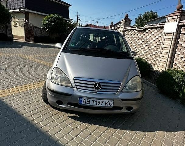 Сірий Мерседес А клас, об'ємом двигуна 1.9 л та пробігом 300 тис. км за 3400 $, фото 1 на Automoto.ua