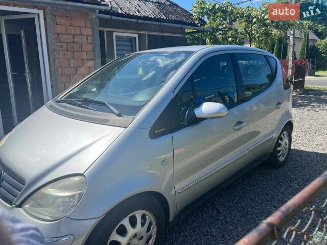 Сірий Мерседес А клас, об'ємом двигуна 1.69 л та пробігом 270 тис. км за 3400 $, фото 1 на Automoto.ua