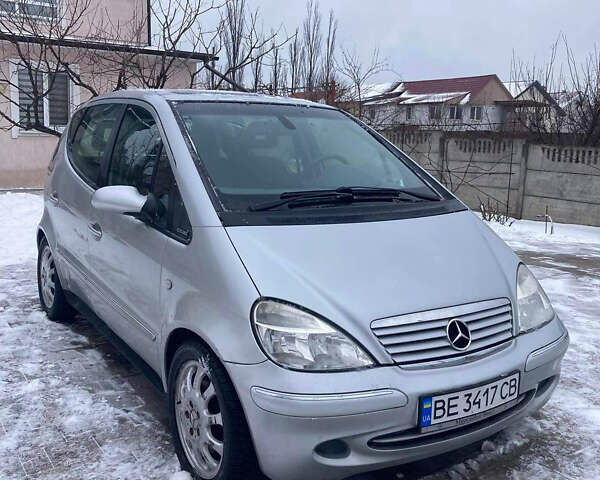 Сірий Мерседес А клас, об'ємом двигуна 1.9 л та пробігом 185 тис. км за 4000 $, фото 1 на Automoto.ua
