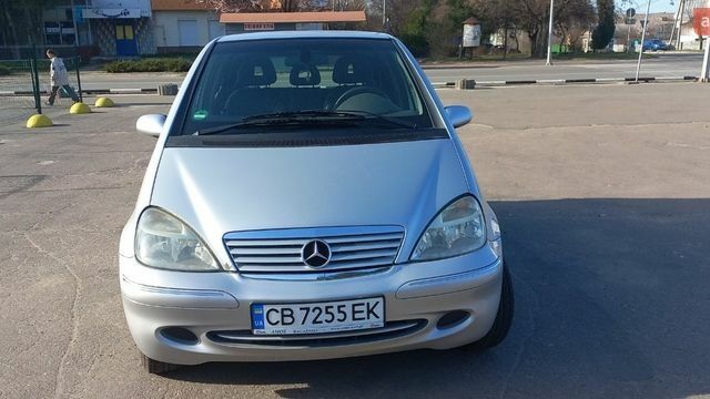 Серый Мерседес А класс, объемом двигателя 1.6 л и пробегом 247 тыс. км за 4500 $, фото 1 на Automoto.ua