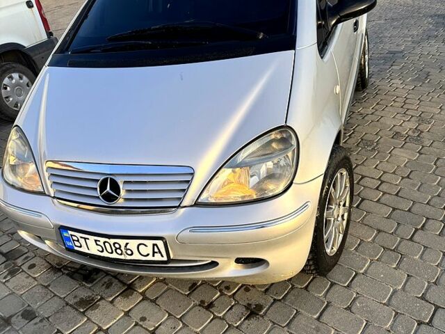 Сірий Мерседес А клас, об'ємом двигуна 1.7 л та пробігом 222 тис. км за 3800 $, фото 1 на Automoto.ua