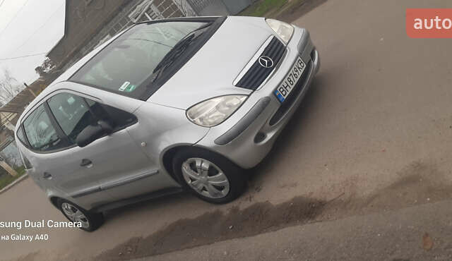 Сірий Мерседес А клас, об'ємом двигуна 1.6 л та пробігом 290 тис. км за 3500 $, фото 1 на Automoto.ua