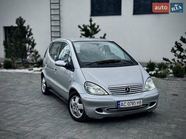 Серый Мерседес А класс, объемом двигателя 1.69 л и пробегом 275 тыс. км за 3750 $, фото 1 на Automoto.ua