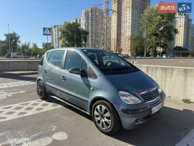 Серый Мерседес А класс, объемом двигателя 1.69 л и пробегом 380 тыс. км за 4000 $, фото 1 на Automoto.ua