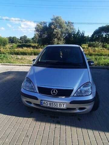 Сірий Мерседес А клас, об'ємом двигуна 1.7 л та пробігом 270 тис. км за 3550 $, фото 1 на Automoto.ua