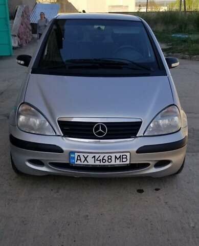 Сірий Мерседес А клас, об'ємом двигуна 1.7 л та пробігом 292 тис. км за 3889 $, фото 1 на Automoto.ua
