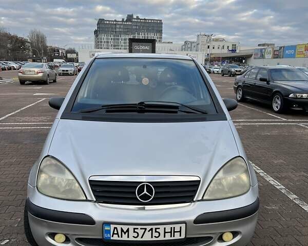 Серый Мерседес А класс, объемом двигателя 1.7 л и пробегом 270 тыс. км за 3500 $, фото 1 на Automoto.ua