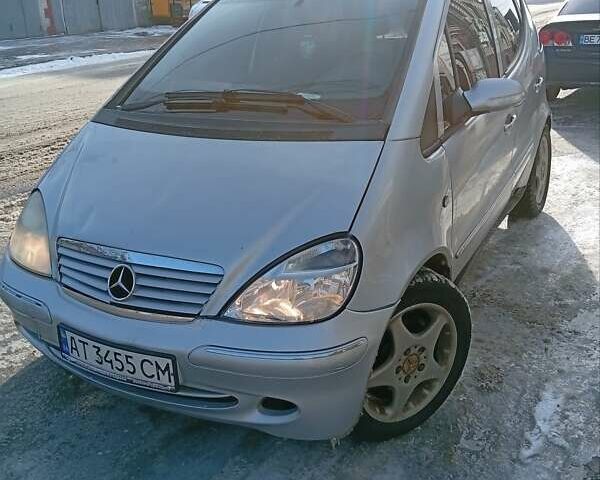 Сірий Мерседес А клас, об'ємом двигуна 1.7 л та пробігом 205 тис. км за 3850 $, фото 1 на Automoto.ua