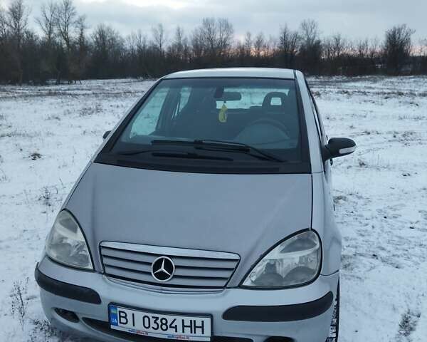 Сірий Мерседес А клас, об'ємом двигуна 1.7 л та пробігом 170 тис. км за 4100 $, фото 1 на Automoto.ua