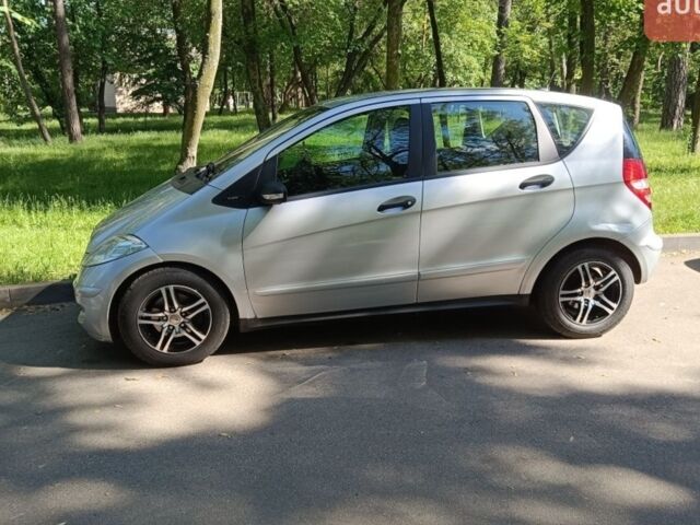 Сірий Мерседес А клас, об'ємом двигуна 1.5 л та пробігом 181 тис. км за 4200 $, фото 1 на Automoto.ua