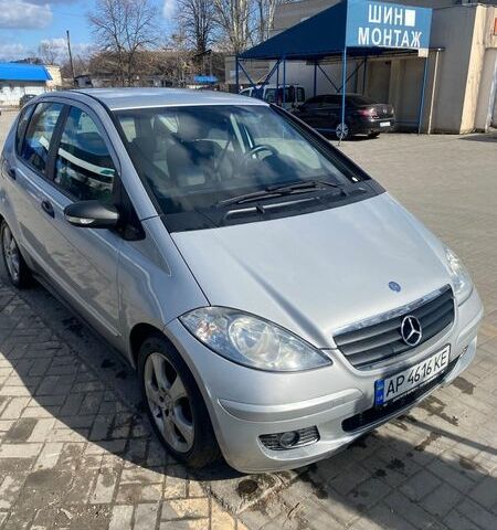 Сірий Мерседес А клас, об'ємом двигуна 1.99 л та пробігом 280 тис. км за 3700 $, фото 1 на Automoto.ua