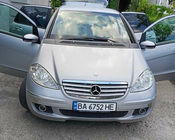 Сірий Мерседес А клас, об'ємом двигуна 2 л та пробігом 147 тис. км за 5500 $, фото 1 на Automoto.ua