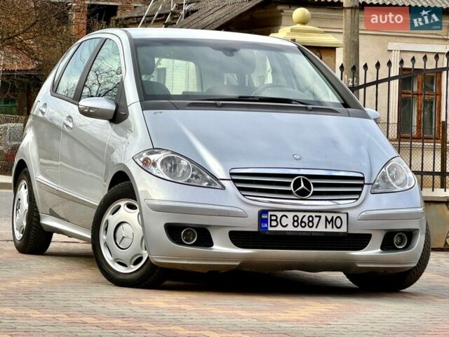 Серый Мерседес А класс, объемом двигателя 1.7 л и пробегом 218 тыс. км за 4995 $, фото 1 на Automoto.ua