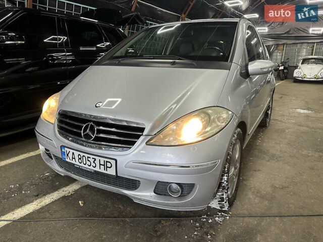 Сірий Мерседес А клас, об'ємом двигуна 1.6 л та пробігом 200 тис. км за 5500 $, фото 1 на Automoto.ua