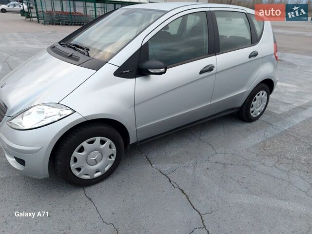 Сірий Мерседес А клас, об'ємом двигуна 1.5 л та пробігом 190 тис. км за 4400 $, фото 1 на Automoto.ua
