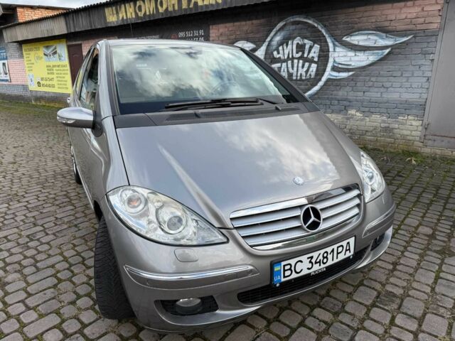 Сірий Мерседес А клас, об'ємом двигуна 2 л та пробігом 230 тис. км за 5200 $, фото 1 на Automoto.ua